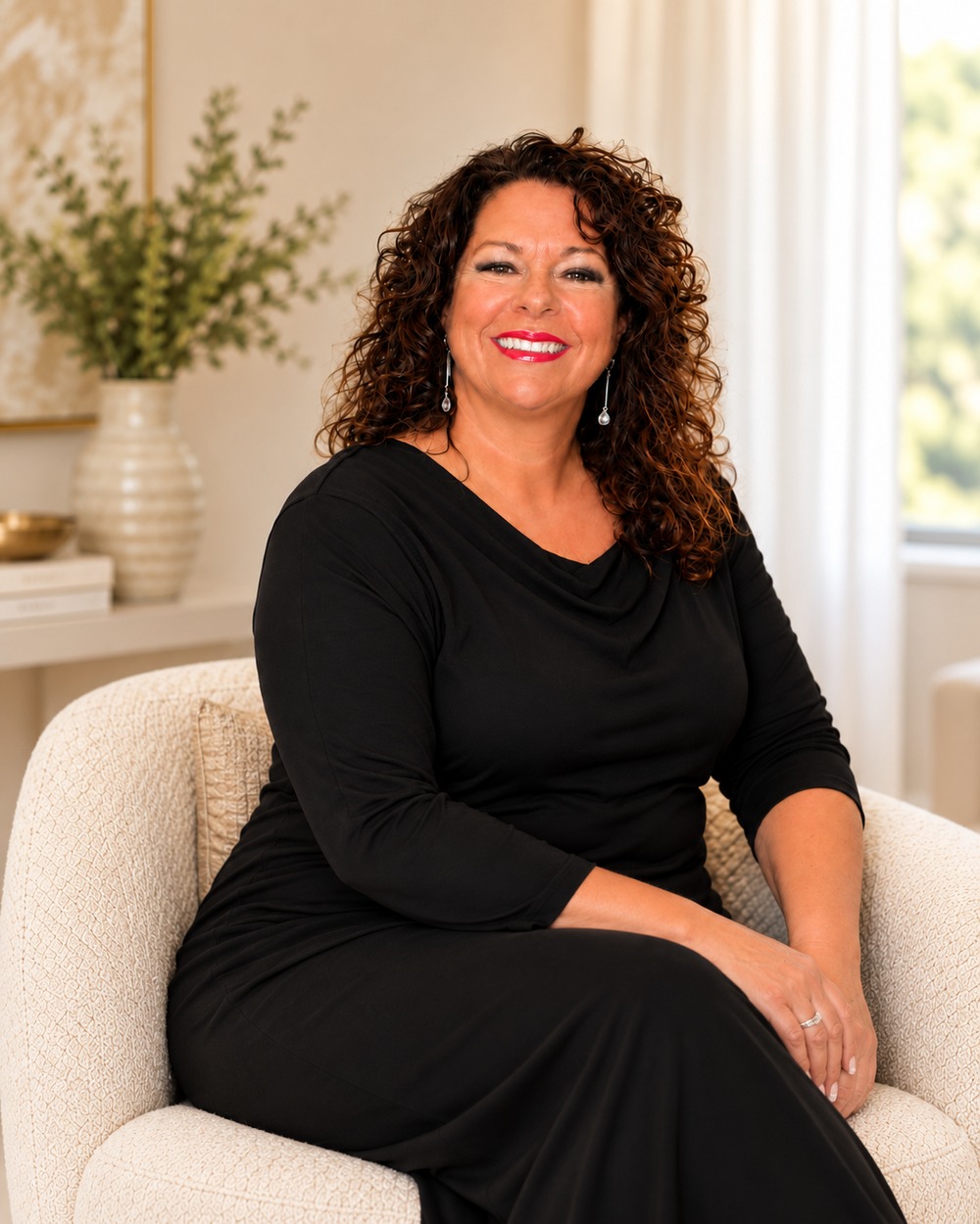Julie Mitchell, owner of Design Travel by Julie, portrait